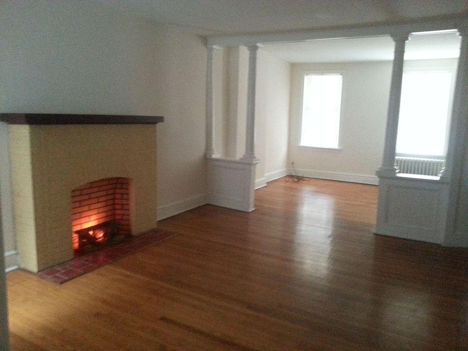 1st image of 1103 Chestnut St
