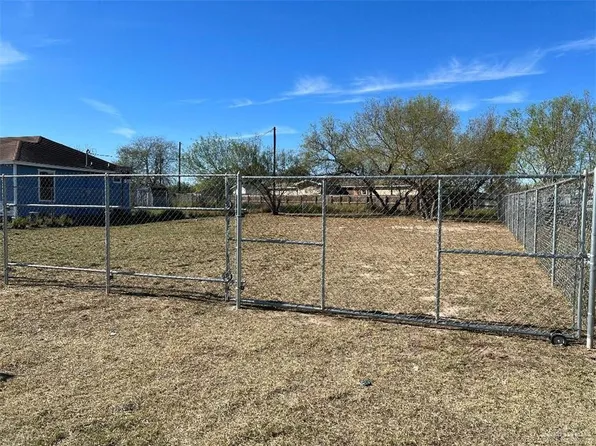 68 N Alvarado St, Alton, TX 78573