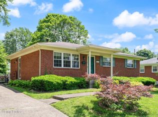 8107 Pinecastle Dr, Louisville, KY 40219