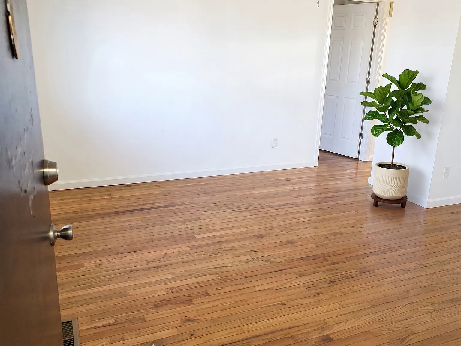 3845 Marietta Drive - E — Photo 3