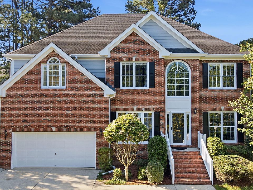 1st image of 905 Haddon Hall Dr