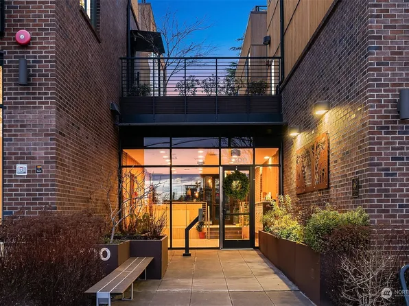 3300 NE 65th Street #223, Seattle, WA 98115