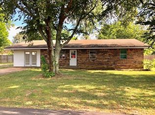 2700 Ozark St, Mena, AR 71953