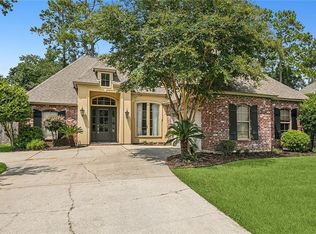 204 Timberwood Dr, Madisonville, LA 70447