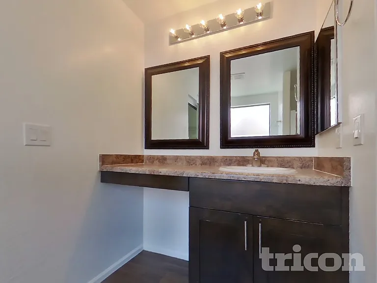 23670 W Levi Dr — Photo 9