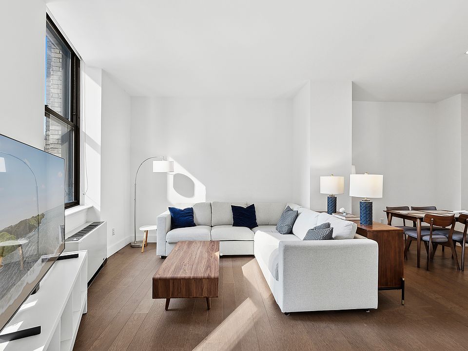 1st image of 25 Broad St APT 20E