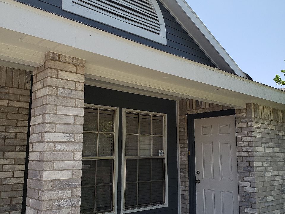 1st image of 8515 N 22nd Ln