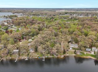 6 Forest Rd, Dowagiac, MI 49047