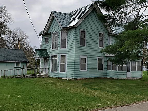 4th image of 309 E Richland St
