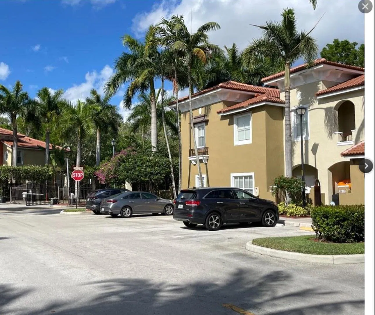 3 bed, 2.5 bath, 1536 sqft, $2,700 — Photo 1