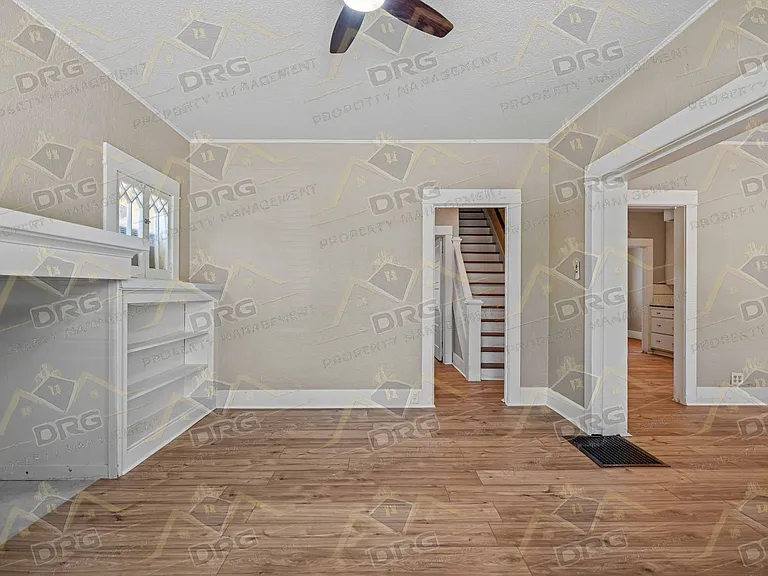 120 Johnson St — Photo 8