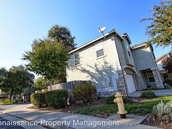 4th image of 4402 Helens Oaks Cir