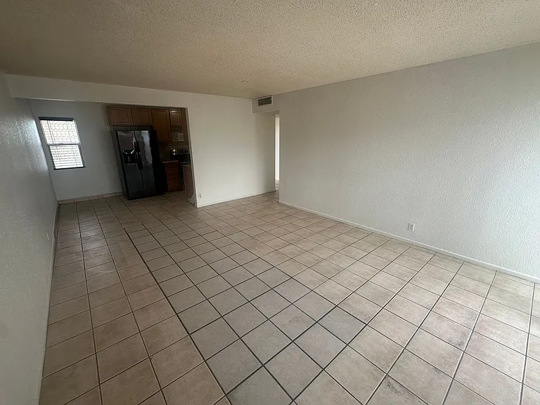 6316 Casada Way — Photo 7