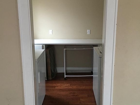 Laundry nook