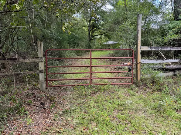 3956 Cook Rd, Westville, FL 32464