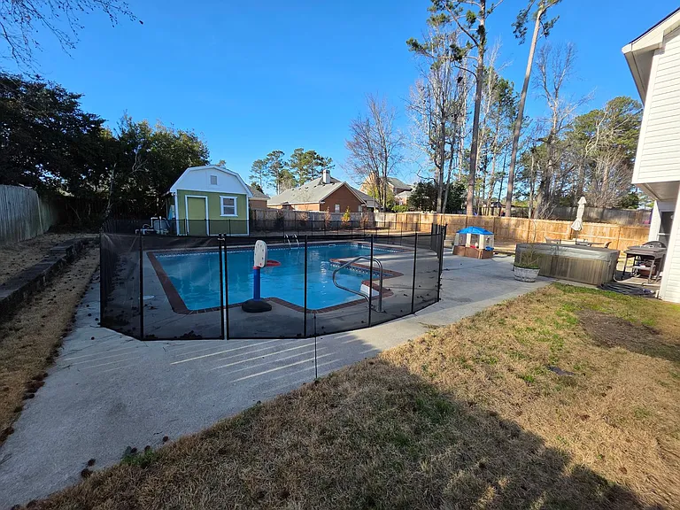 1318 Maple Leaf Ct — Photo 19