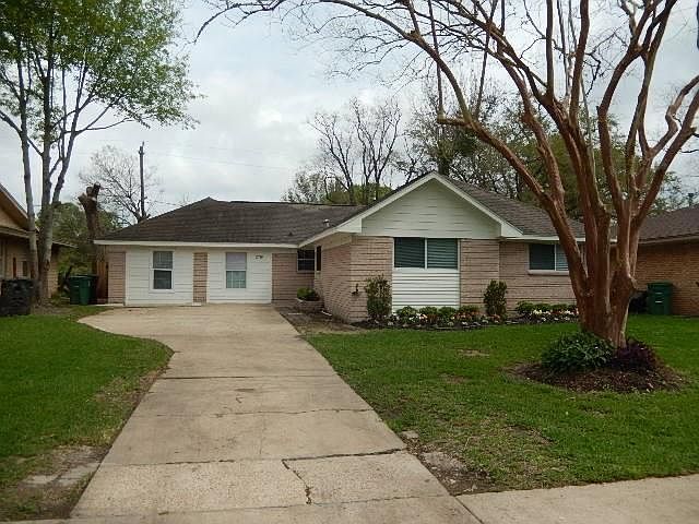 1st image of 2718 Tidewater Dr