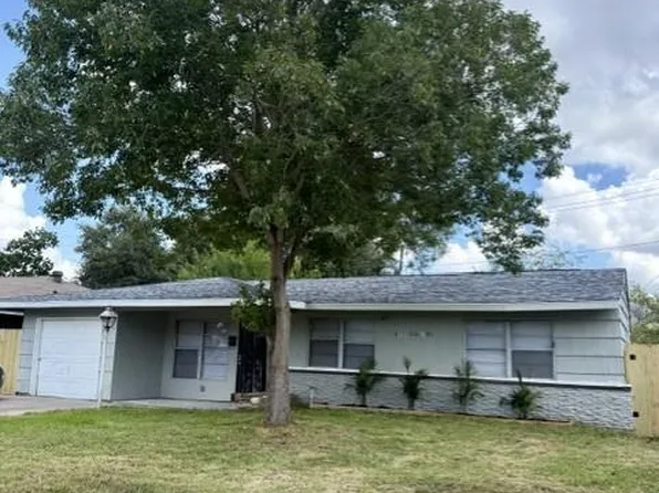 6111 Doulton Dr, Houston, TX 77033