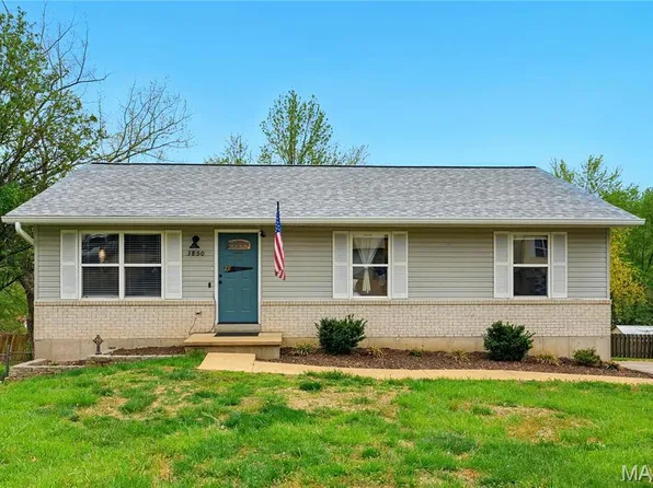 3850 Birch Dr, Imperial, MO 63052