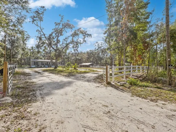 127 NE 204th Ave, Old Town, FL 32680