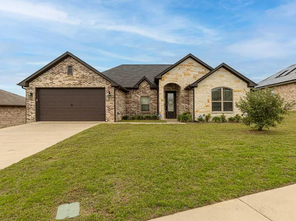 544 Wellington Pl, Tyler, TX 75704