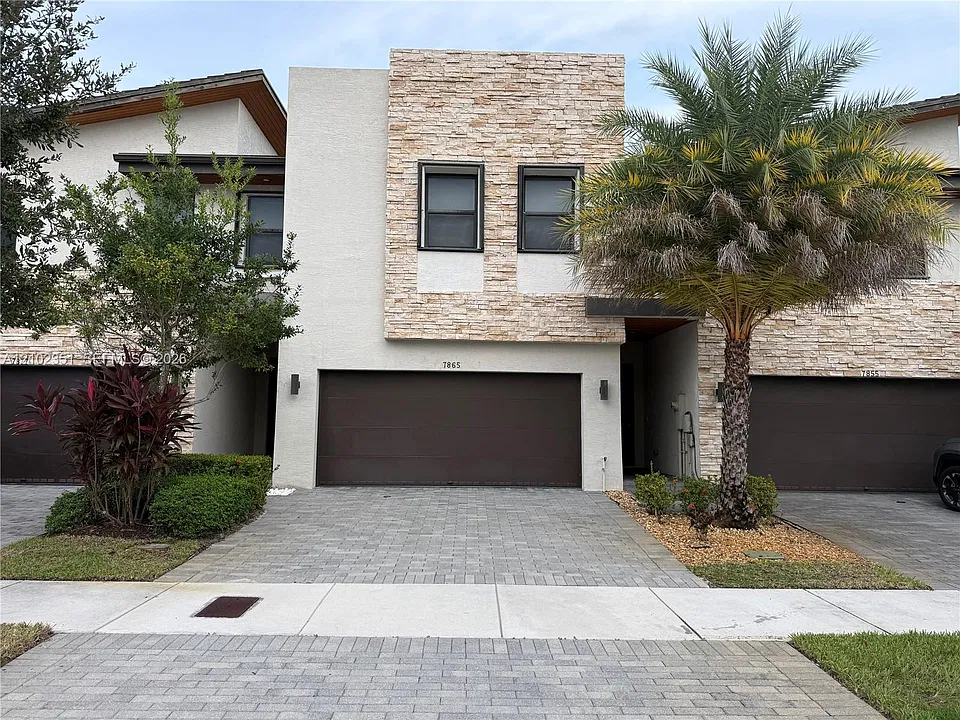 7865 NW 105th Ave #7865