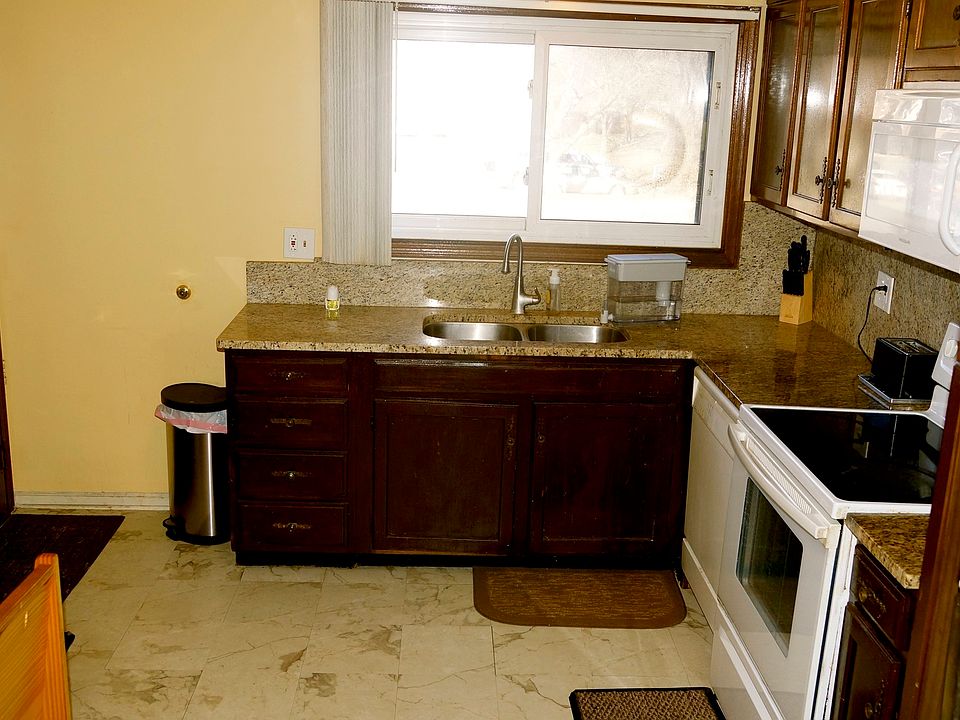 2nd image of 4124 Cove Ln APT E