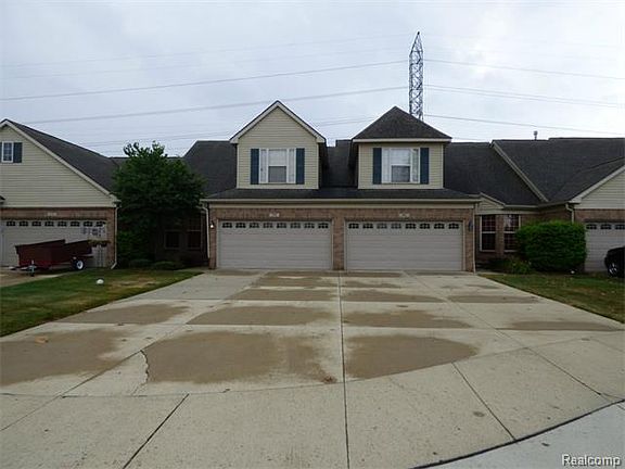 2nd image of 199 Carson Dr #167