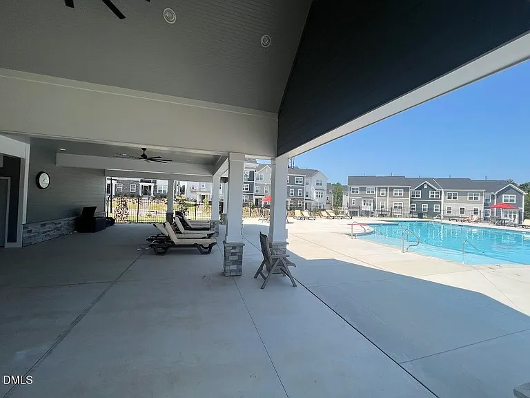 742 Cormiche Ln — Photo 29