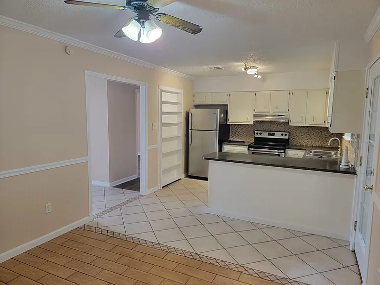 34 Pembrook Cir — Photo 10