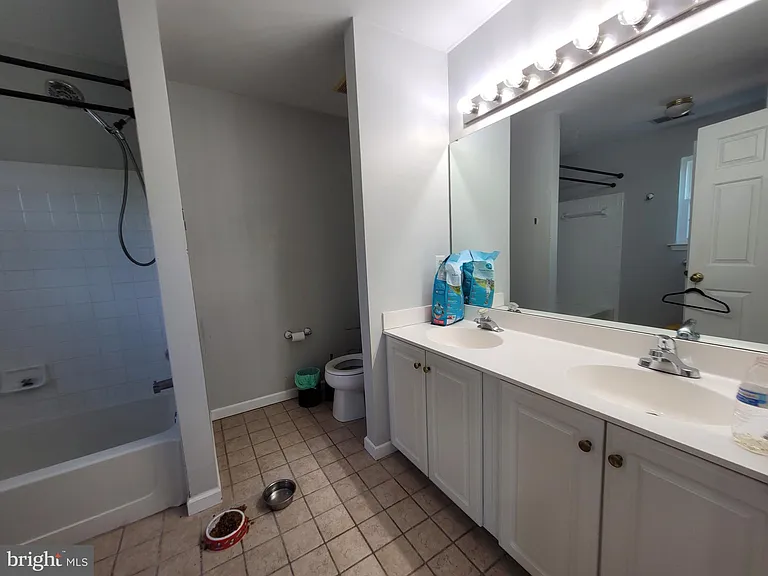10 Bridle Ct — Photo 31