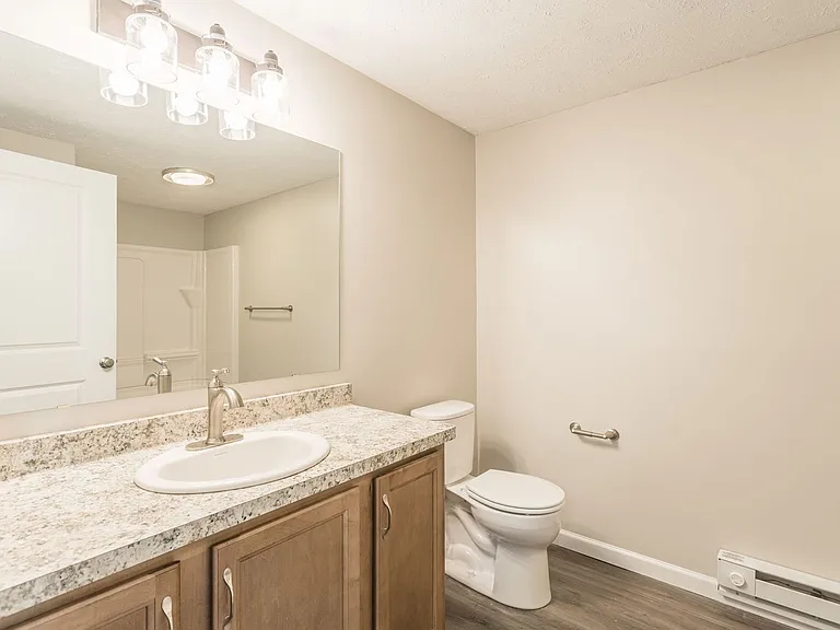 Seven Hearths Homestead Apartments — Photo 28