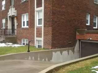 1600 Bathurst, Toronto, ON M5P 3H9