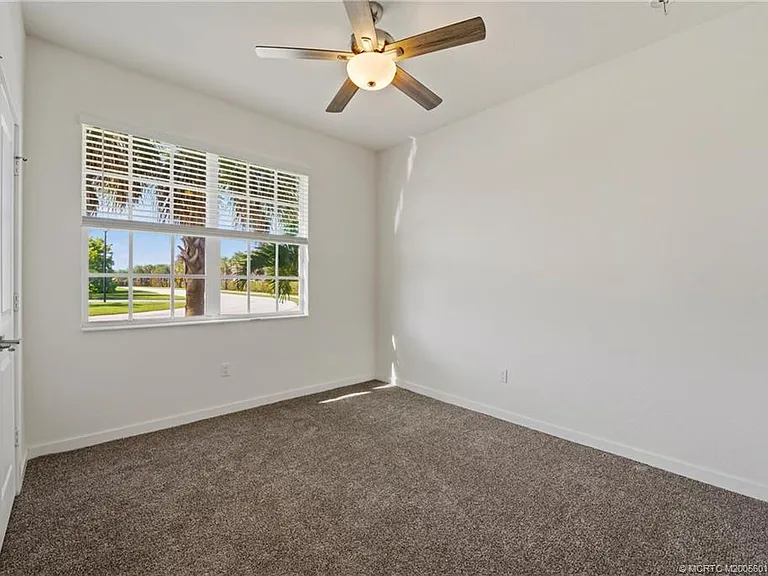 7461 SW Harbor Cove Dr — Photo 11