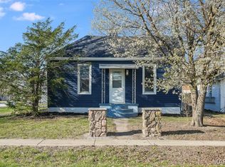 601 Walnut St, Alhambra, IL 62001