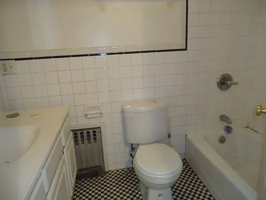 Rented by Hakeem Shahid, LREB | media 19