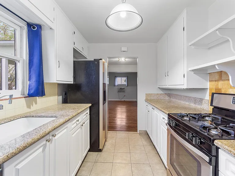 514 Prescott Ave — Photo 10