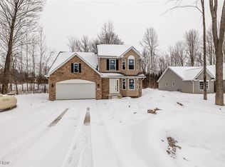 26882 Schady Rd, Olmsted Township, OH