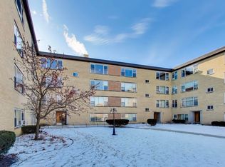 2619 W Fitch Ave #3-C, Chicago, IL 60645