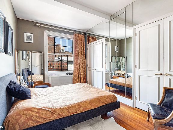 4th image of 108 E 66th St APT 9A