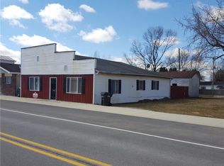 103 N Main St, Kennard, IN 47351