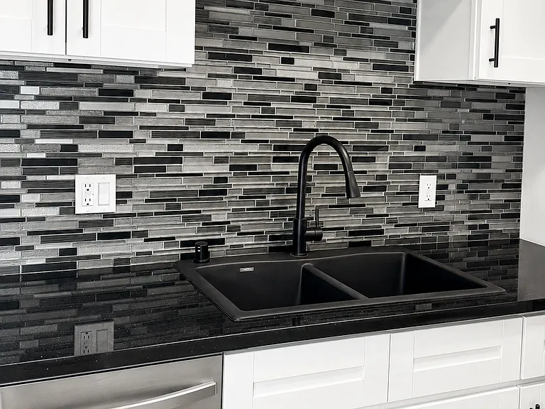 103 N Hayworth Ave #3 — Photo 3