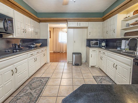 3rd image of 3312 59th St