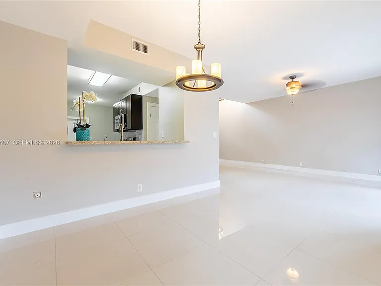 19160 NW 82nd Circle Ct #31L — Photo 6