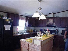 3rd image of 301 Stephanie Dr