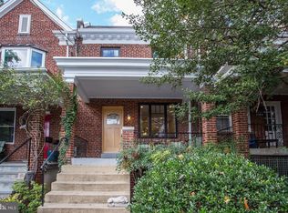 2102 Huidekoper Pl NW, Washington, DC 20007