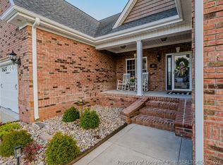 87 Brownstone Dr, Lumberton, NC 28360