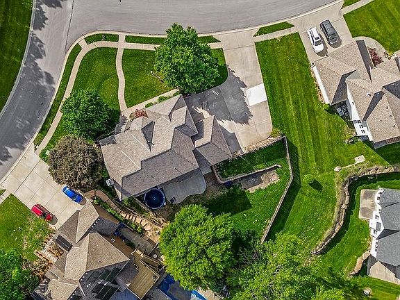 5th image of 6905 N Charleston Dr