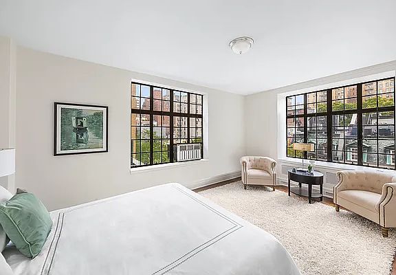 3rd image of 125 E 74th St APT 6D