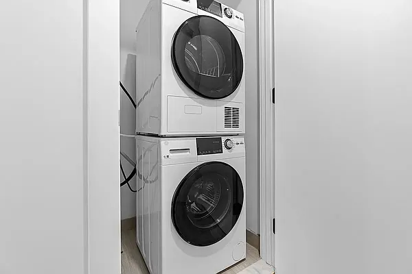 Rented by Leasing Management LLC | media 23